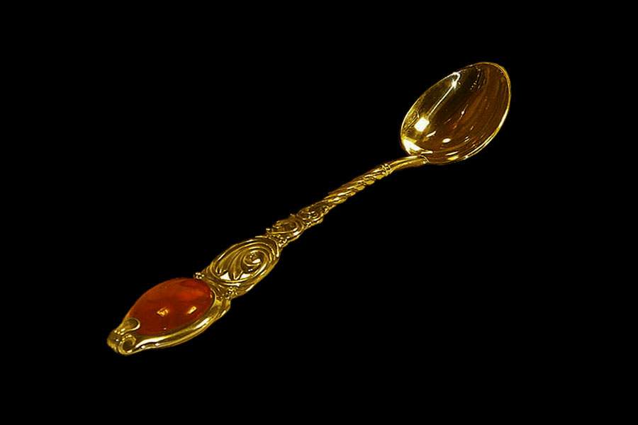 Gold spoon
