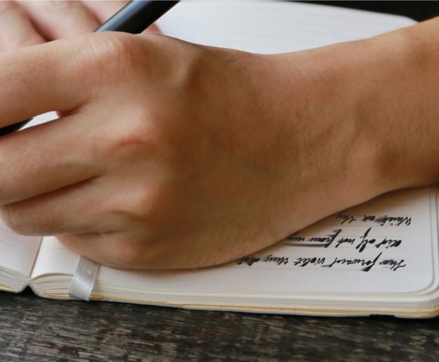 Left handed people mature faster, literally