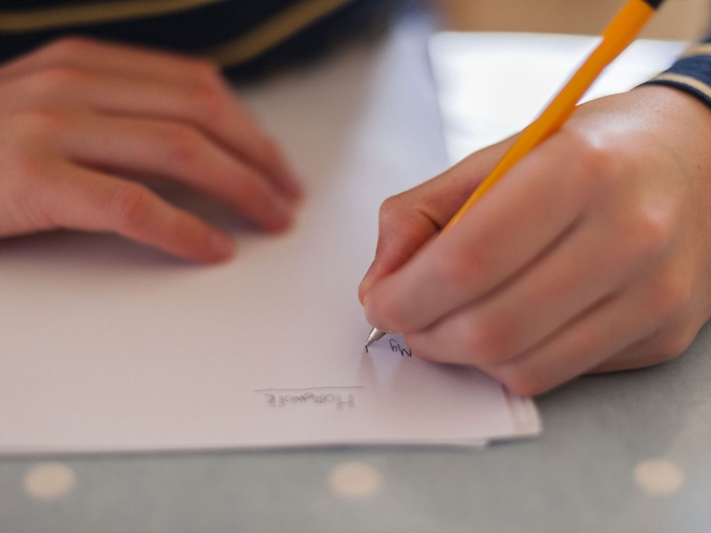 The Most Unique Facts About LeftHanded People HorizonTimes