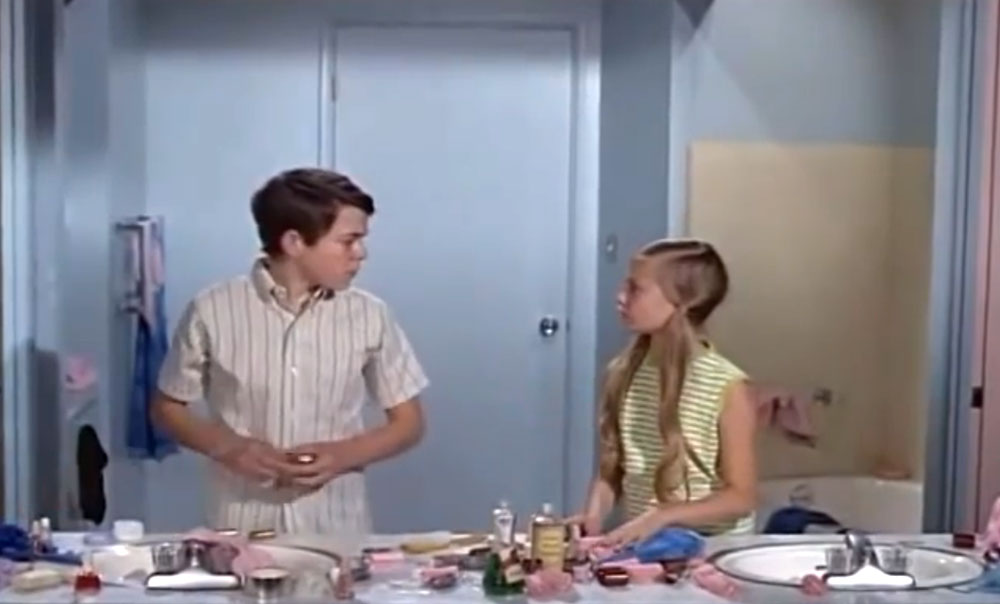 There Were No Toilets On The Brady Bunch