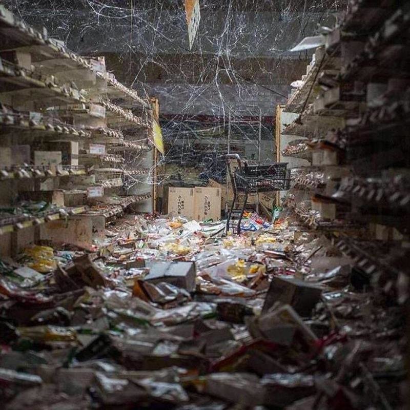 Abandoned Store In Fukushima 