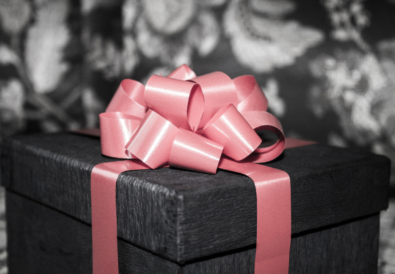 Gift,With,A,Red,Bow.