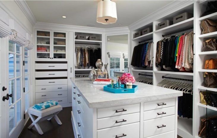 Walk-in Closet