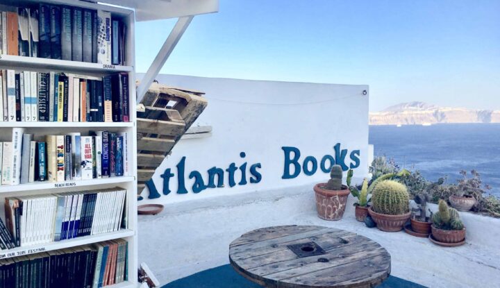 Atlantis Books Oia